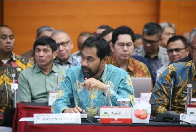 Gubernur Aceh Mualem Ikuti Rakor Satgas Percepatan Rehab–Rekon Pascabencana Sumatra di Jakarta
