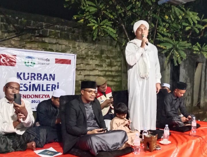 Umuda Kosanlar Dari Turki Sumbang 10 Ekor Sapi Untuk Korban Banjir Aceh