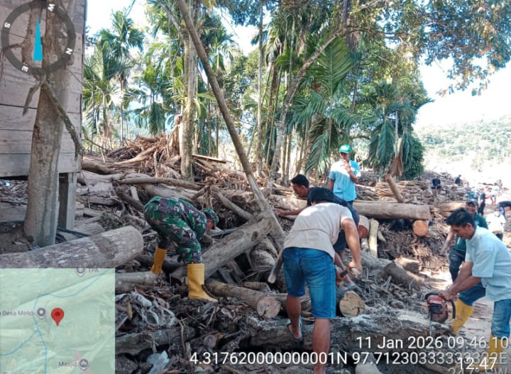 Pasca Banjir, Babinsa Turun Tangan Pulihkan Akses Vital Desa Melidi