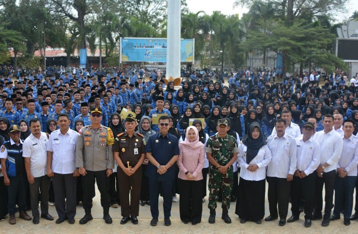 Walikota Langsa Lantik dan Serahkan SK Pengangkatan 1.352 PPPK Paruh Waktu