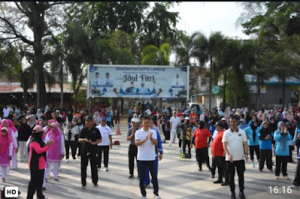 Ribuan Warga Langsa Padati Lapangan guna Ikuti Senam Sehat dan kegiatan Car Free Day